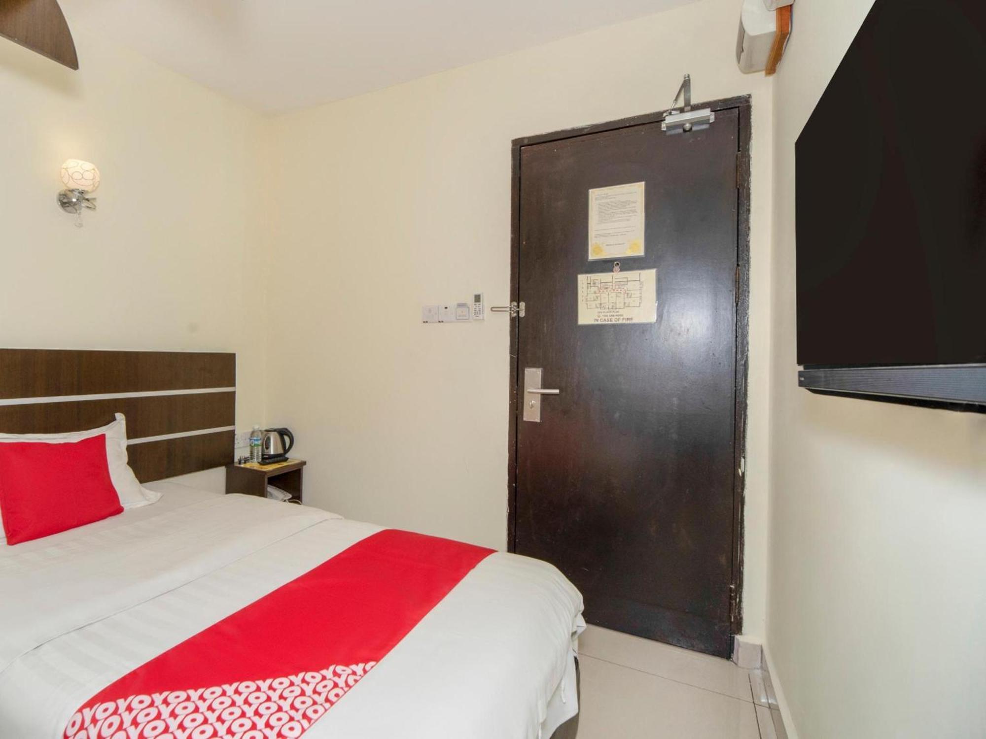 Super Oyo 89944 Stay Inn Kota Kinabalu Bagian luar foto