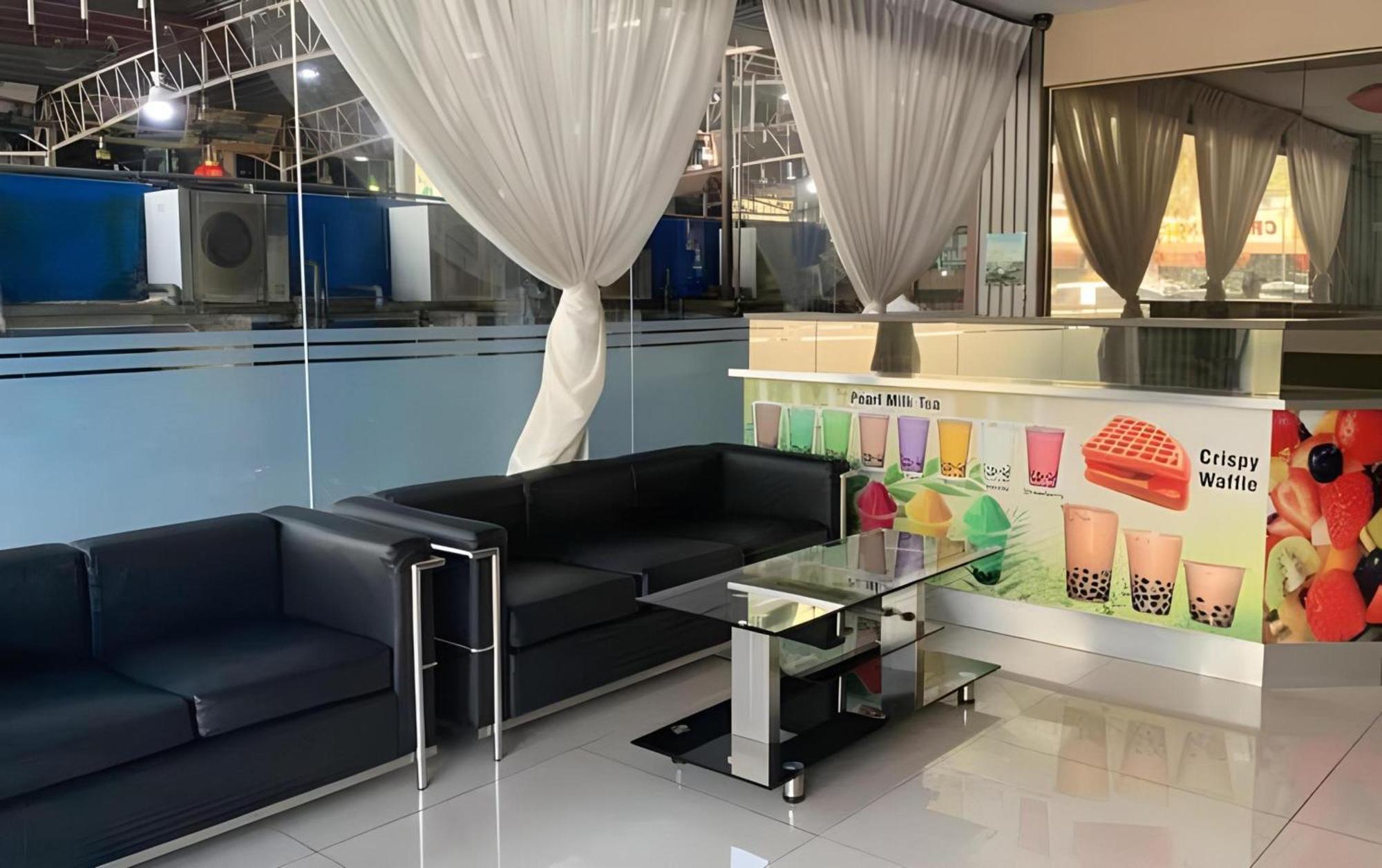 Super Oyo 89944 Stay Inn Kota Kinabalu Bagian luar foto