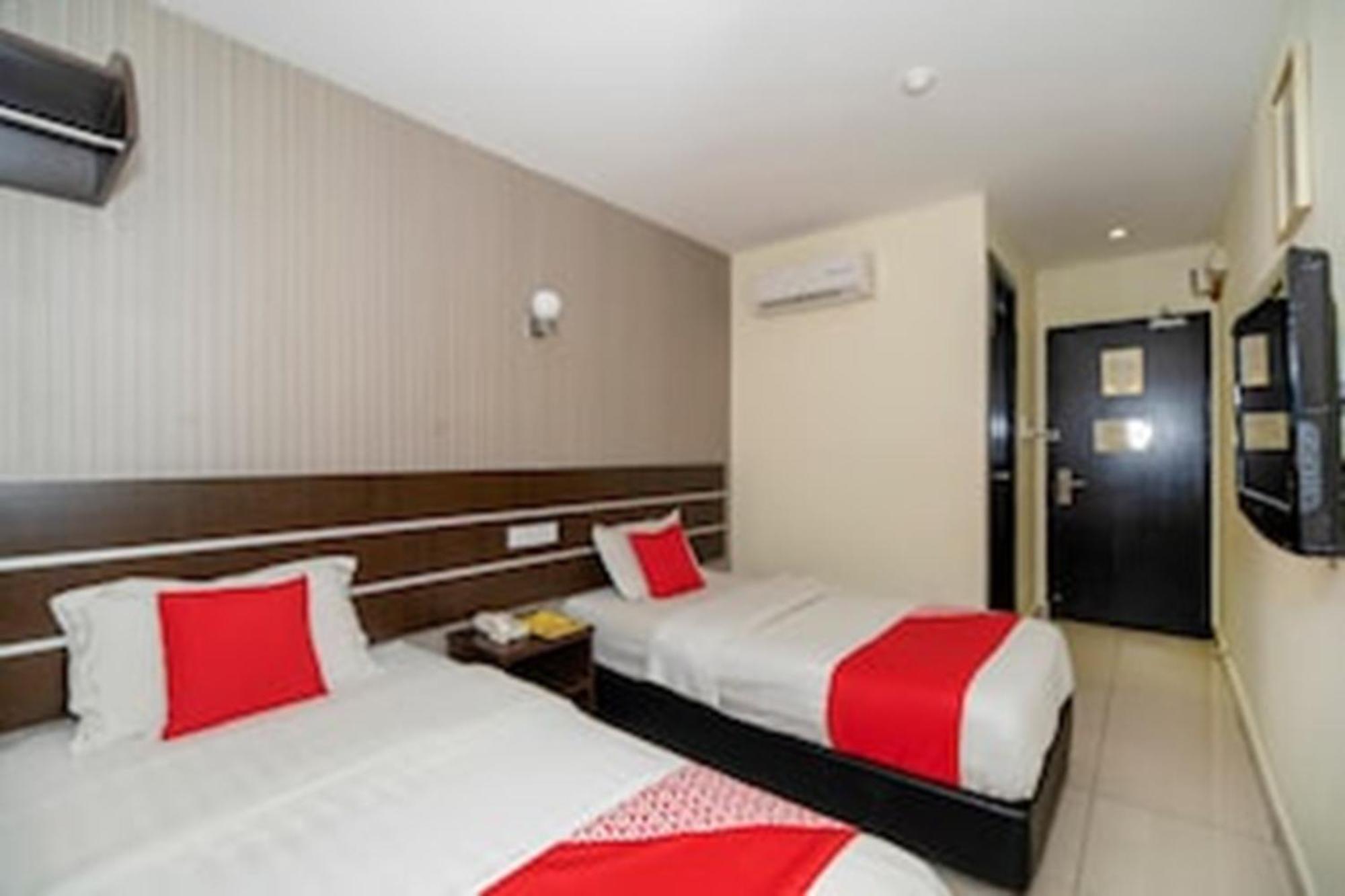 Super Oyo 89944 Stay Inn Kota Kinabalu Bagian luar foto